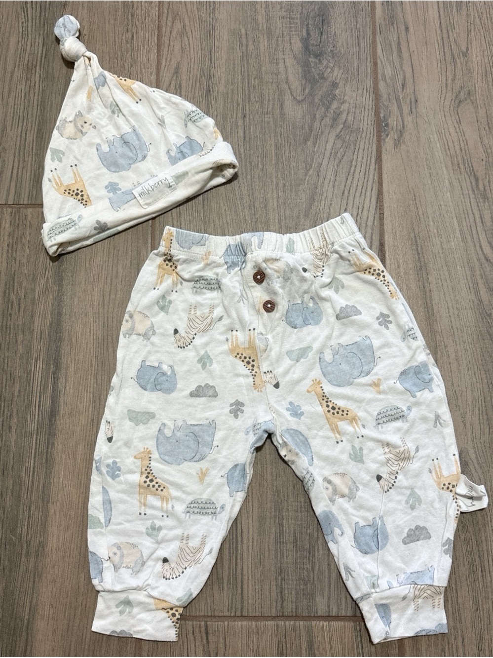 Milkberry 3-6 month Bamboo Baby Safari Print Hat & Pants Set - Neutral